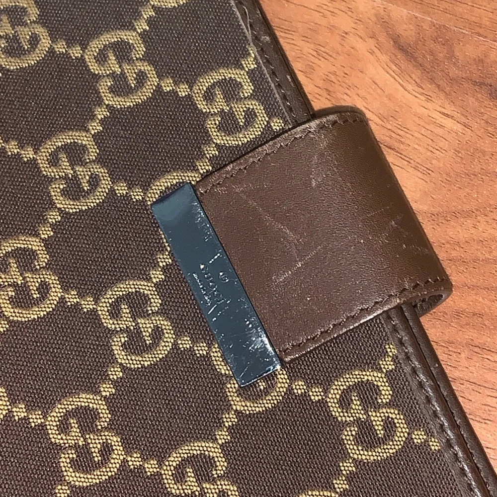 Gucci authentic canvas